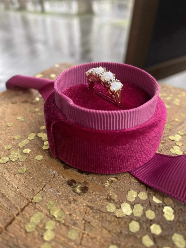 9k vintage gouden ring met opaal en diamantjes - Afbeelding 4