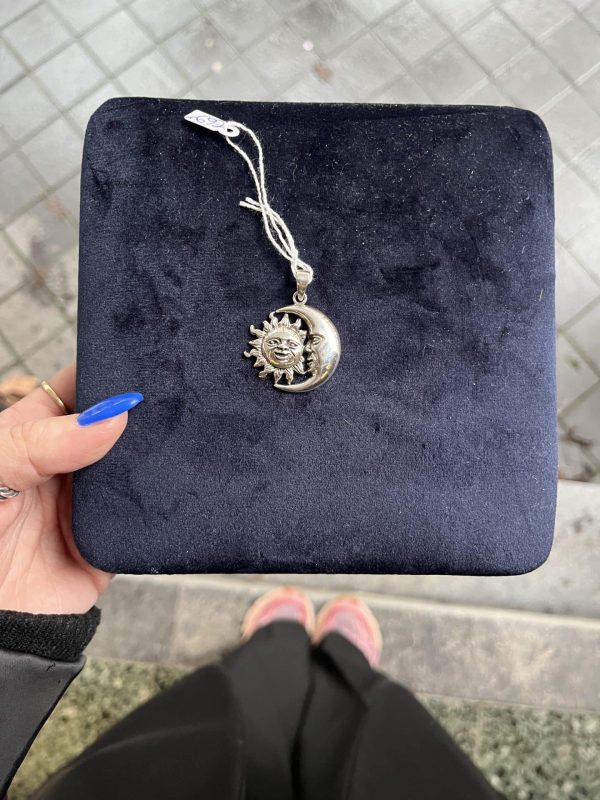 sun and moon hanger