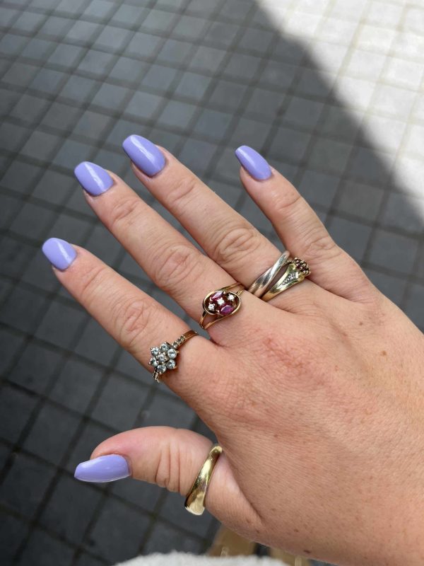 14k ring met robijn en diamant