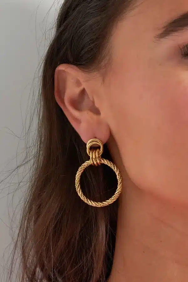 Oorbellen verbonden cirkels - goud